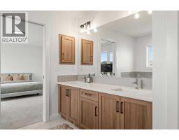 380 Northern Lights Green, Langdon, AB T0J1X2 Photo 26