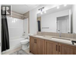380 Northern Lights Green, Langdon, AB T0J1X2 Photo 32