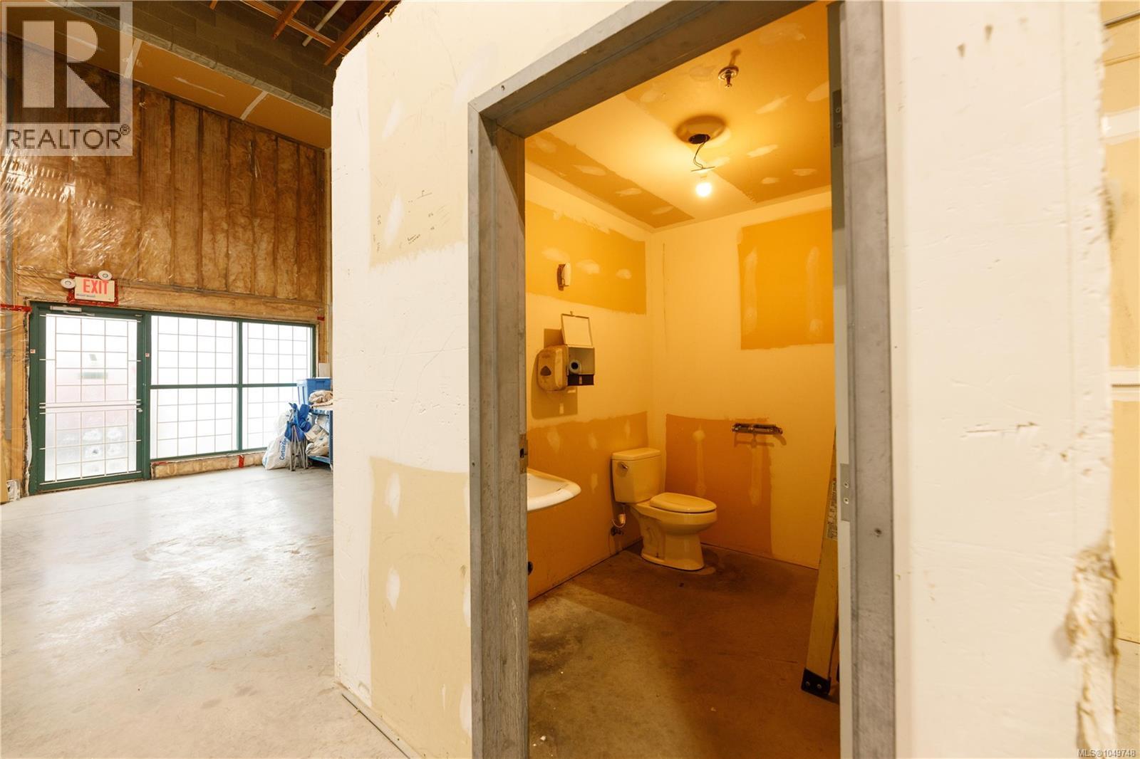 6 2535 McCullough Rd, Nanaimo — photo 7