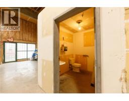 6 2535 Mccullough Rd, Nanaimo, BC V9S4M9 Photo 7