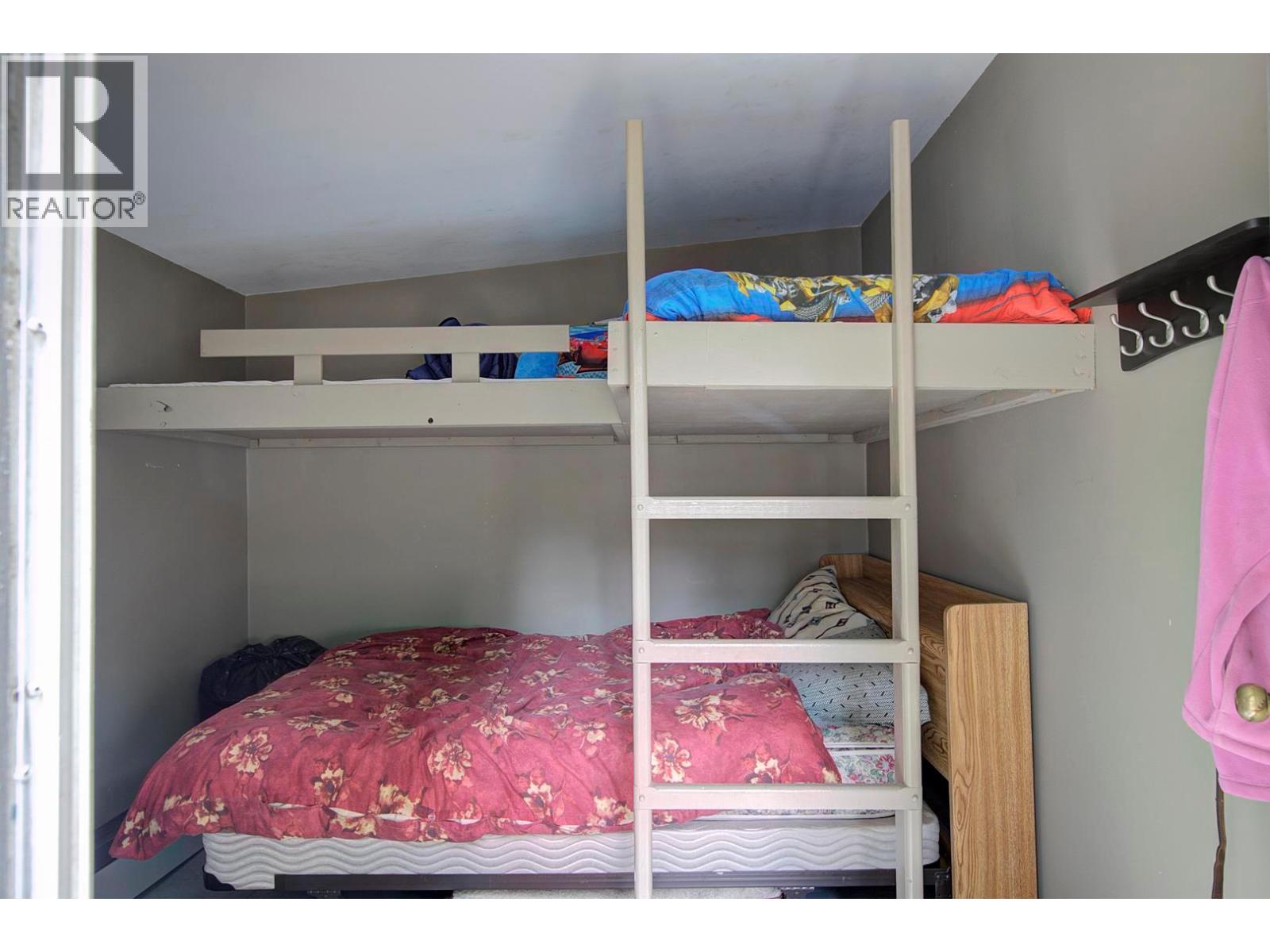 #5 3602 Mabel Lake Road - 35