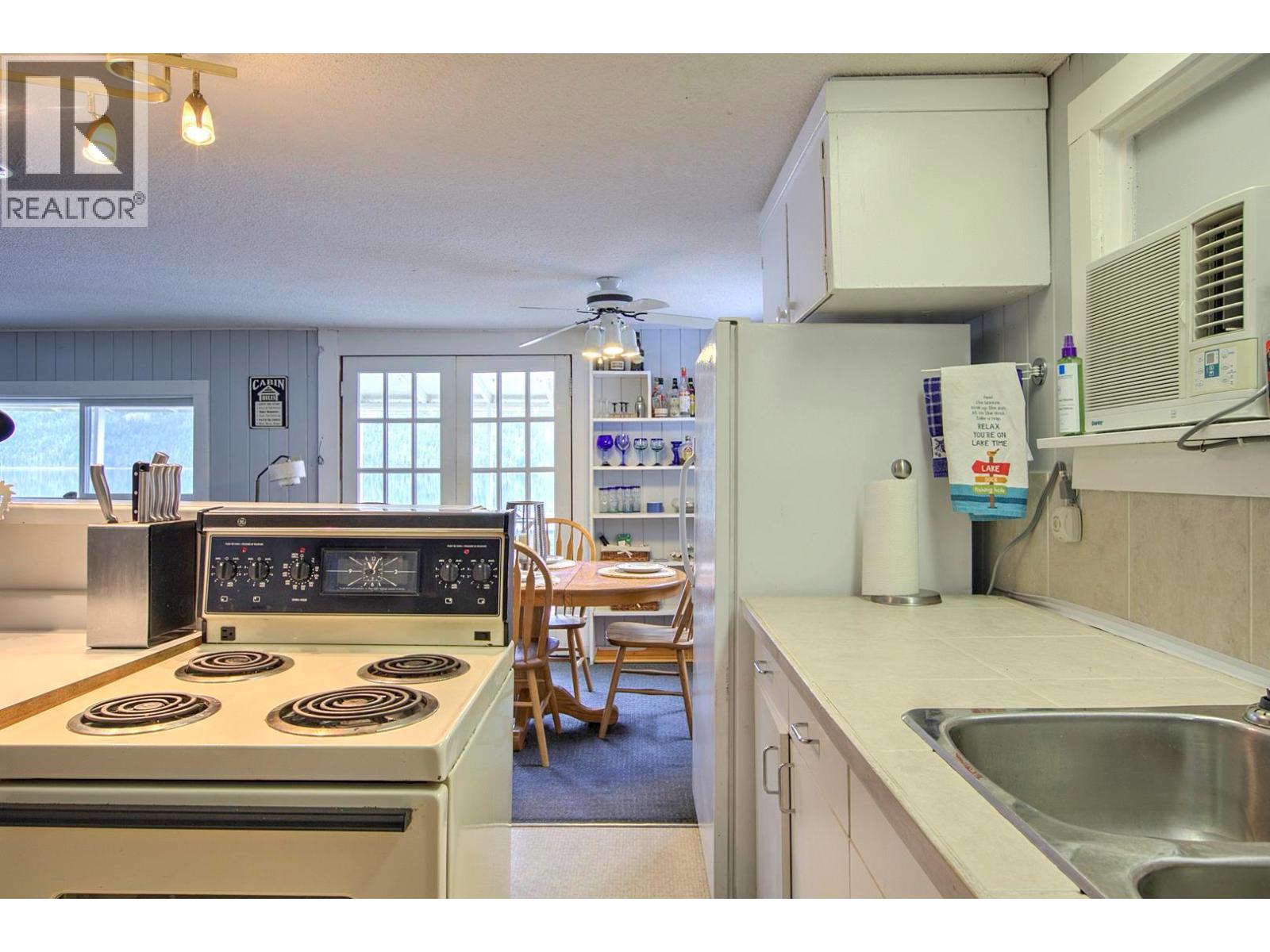 5 3602 Mabel Lake Road, Lumby