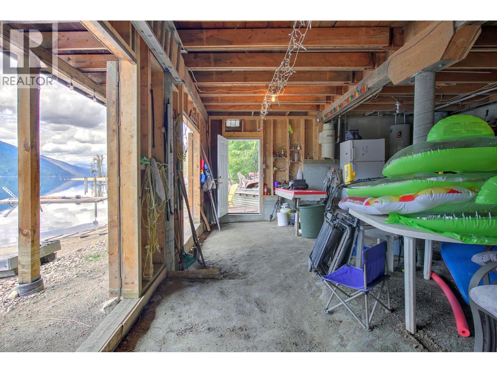 5 3602 Mabel Lake Road, Lumby
