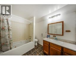 1427 Airport Road, Salmo, BC V0G1Z0 Photo 9