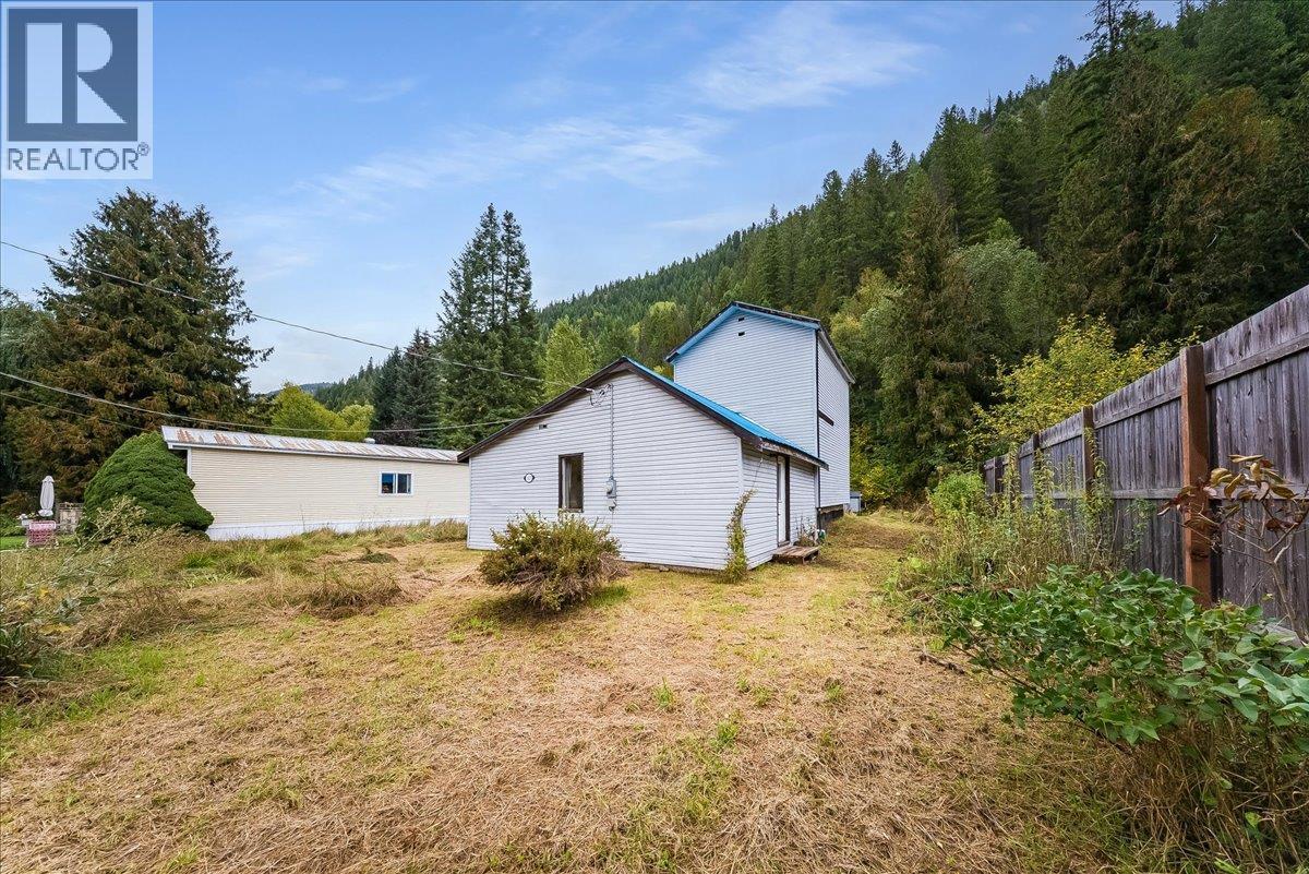 1427 Airport Road - Image 21