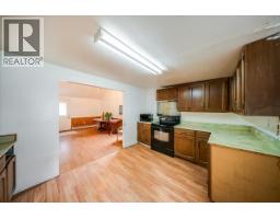 Kitchen - 1427 Airport Road, Salmo, BC V0G1Z0 Photo 7