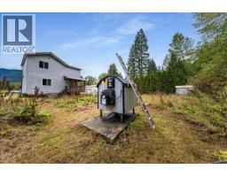 1427 Airport Road, Salmo, BC V0G1Z0 Photo 31