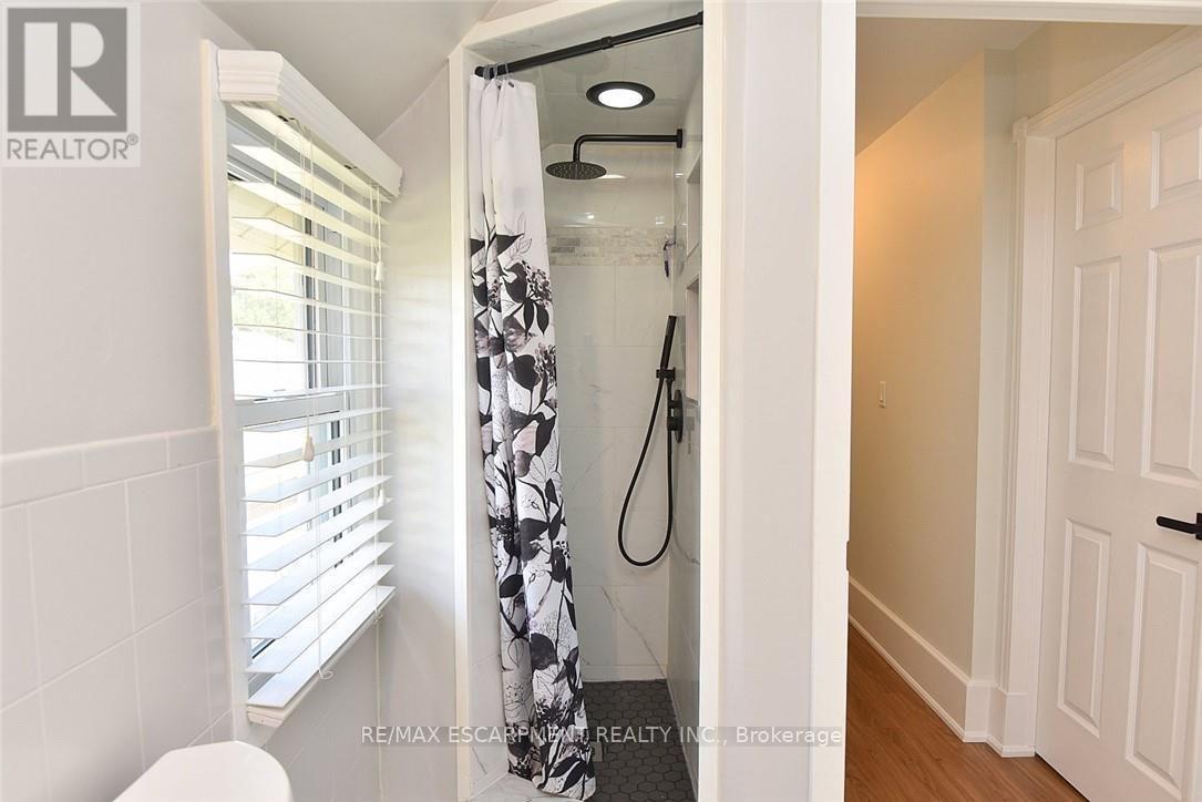 191 BELL AVENUE - 28