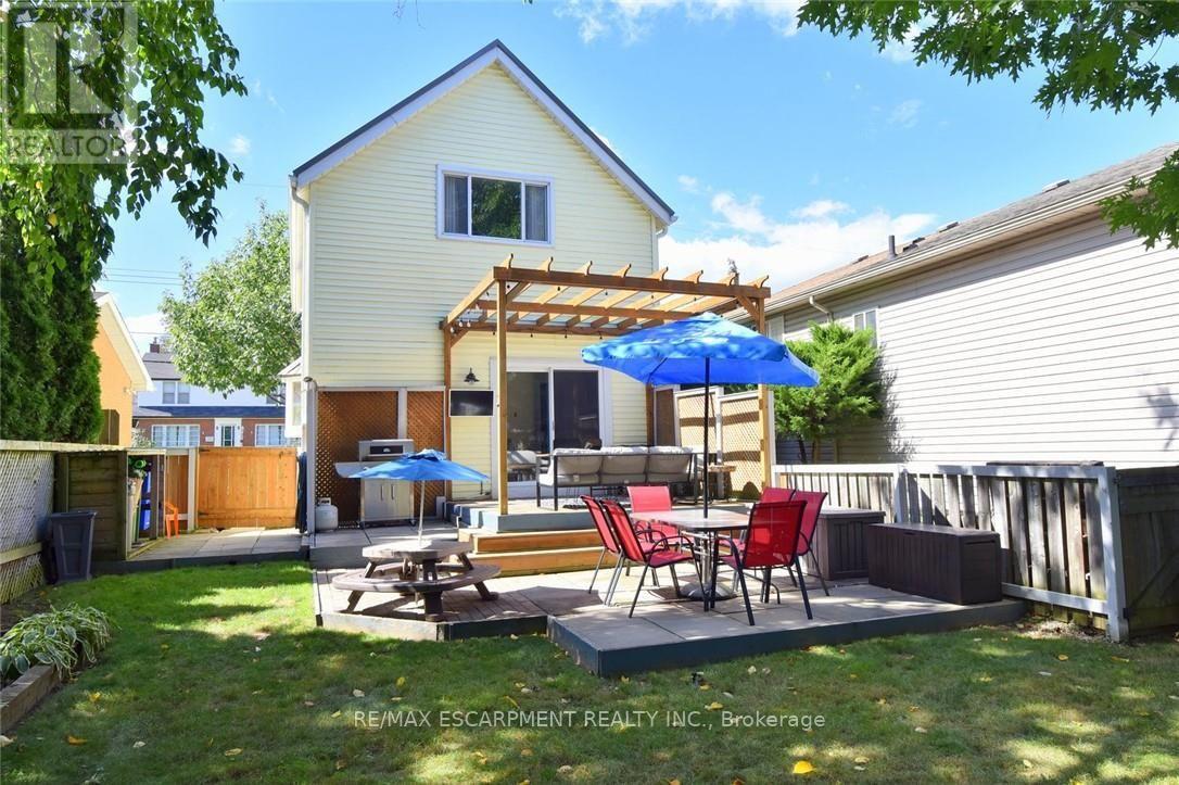 191 BELL AVENUE - 35