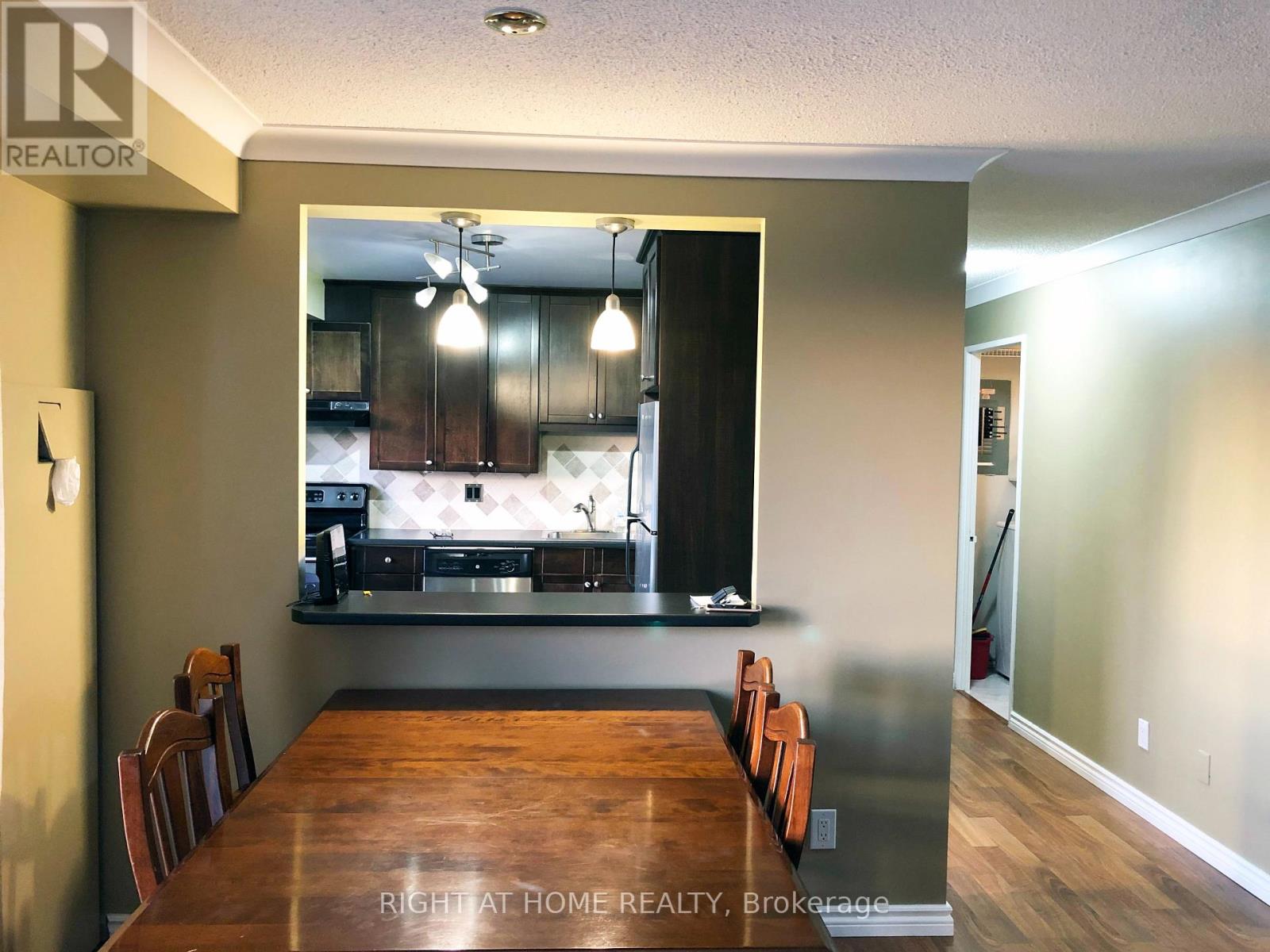 505 - 300 KEATS WAY, Waterloo — photo 3