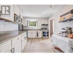 Mud room - 7 Vintage Crescent, Kitchener, ON N2P1L1 Photo 11