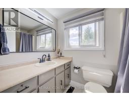 7 Vintage Crescent, Kitchener, ON N2P1L1 Photo 28