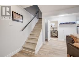 7 Vintage Crescent, Kitchener, ON N2P1L1 Photo 30