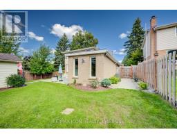7 Vintage Crescent, Kitchener, ON N2P1L1 Photo 43