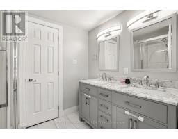 406 Stirling Avenue S, Kitchener, ON N2M3H9 Photo 11