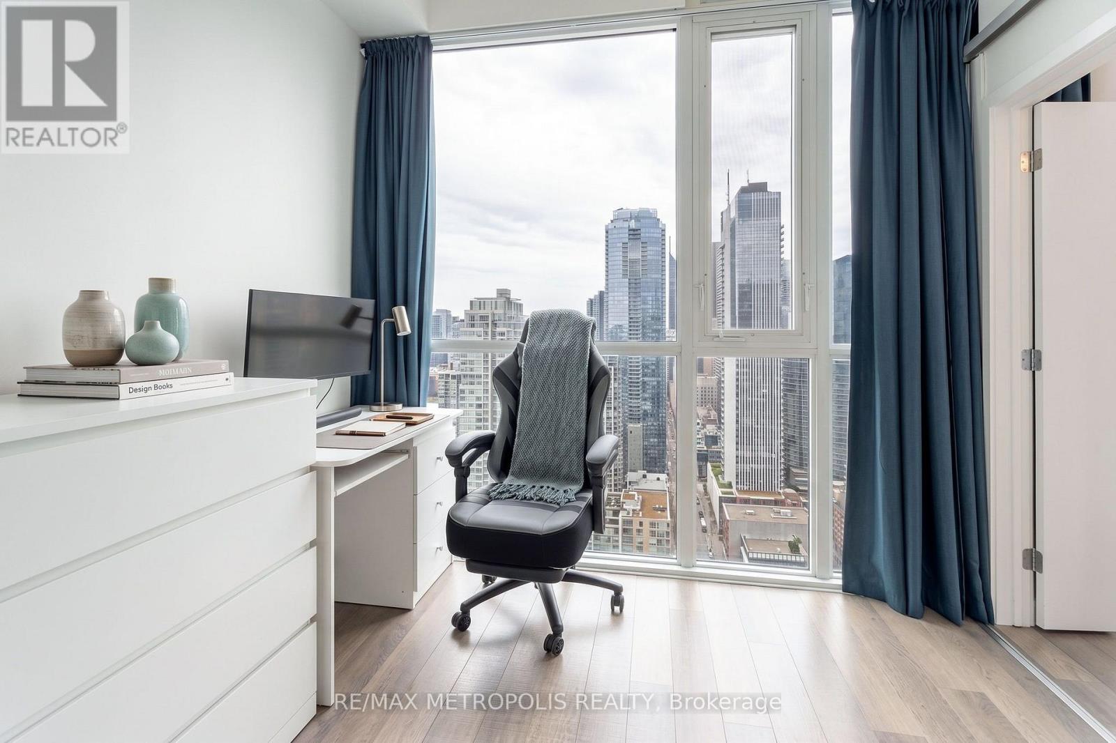 4010 - 290 ADELAIDE STREET W, Toronto (Waterfront Communities) — photo 7