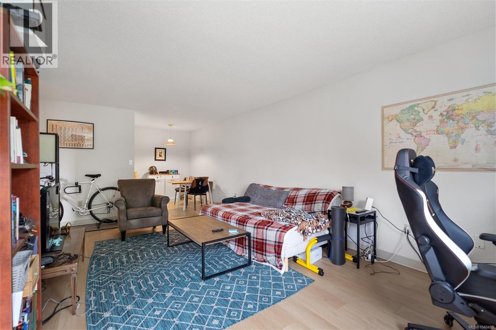 104 103 Gorge Rd E, Victoria — photo 7