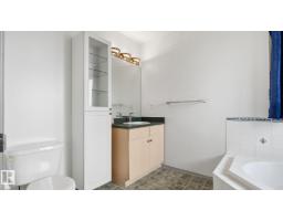 2117 36 Av Nw, Edmonton, AB T6T1S3 Photo 14