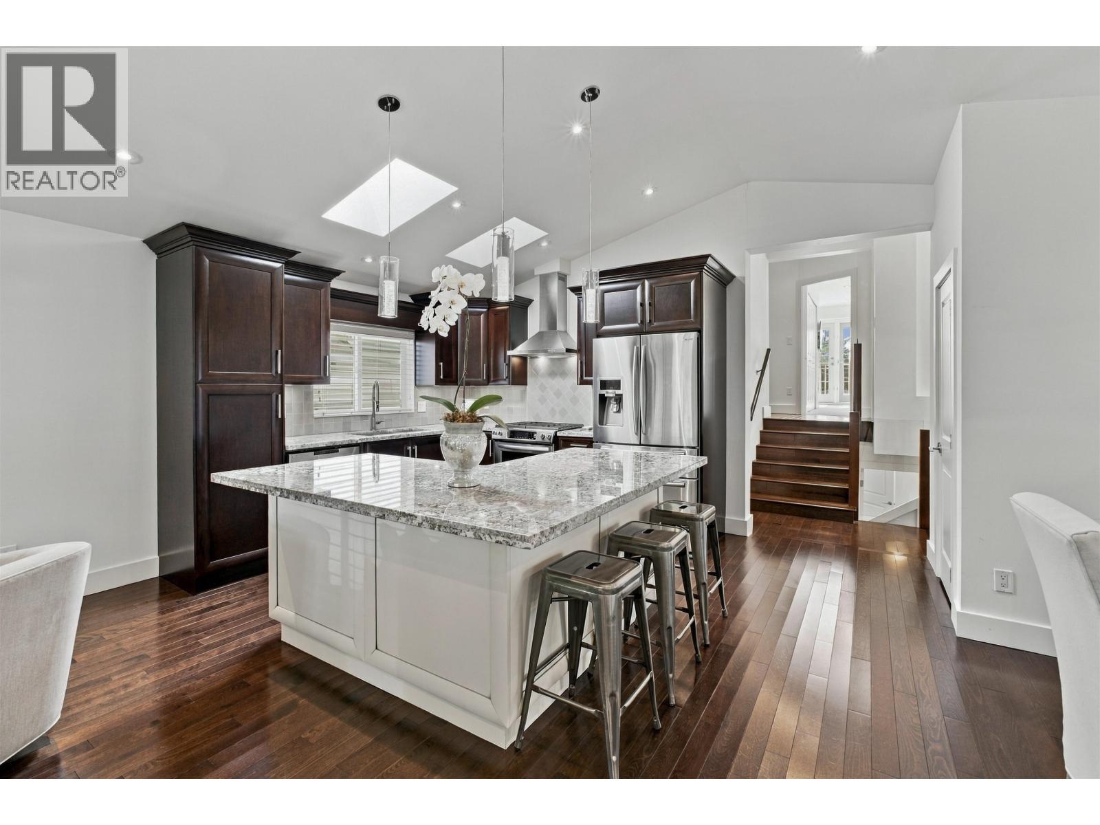 1153 WELLINGTON DRIVE, North Vancouver — photo 7
