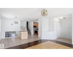 Primary Bedroom - 2117 36 Av Nw, Edmonton, AB T6T1S3 Photo 6