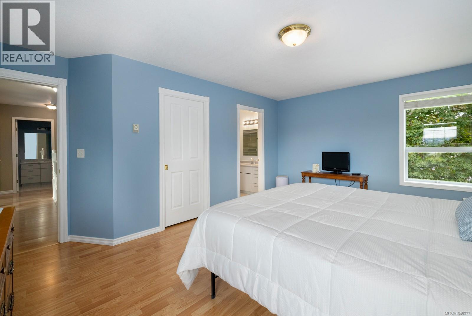 2032 Deborah Pl - Image 44