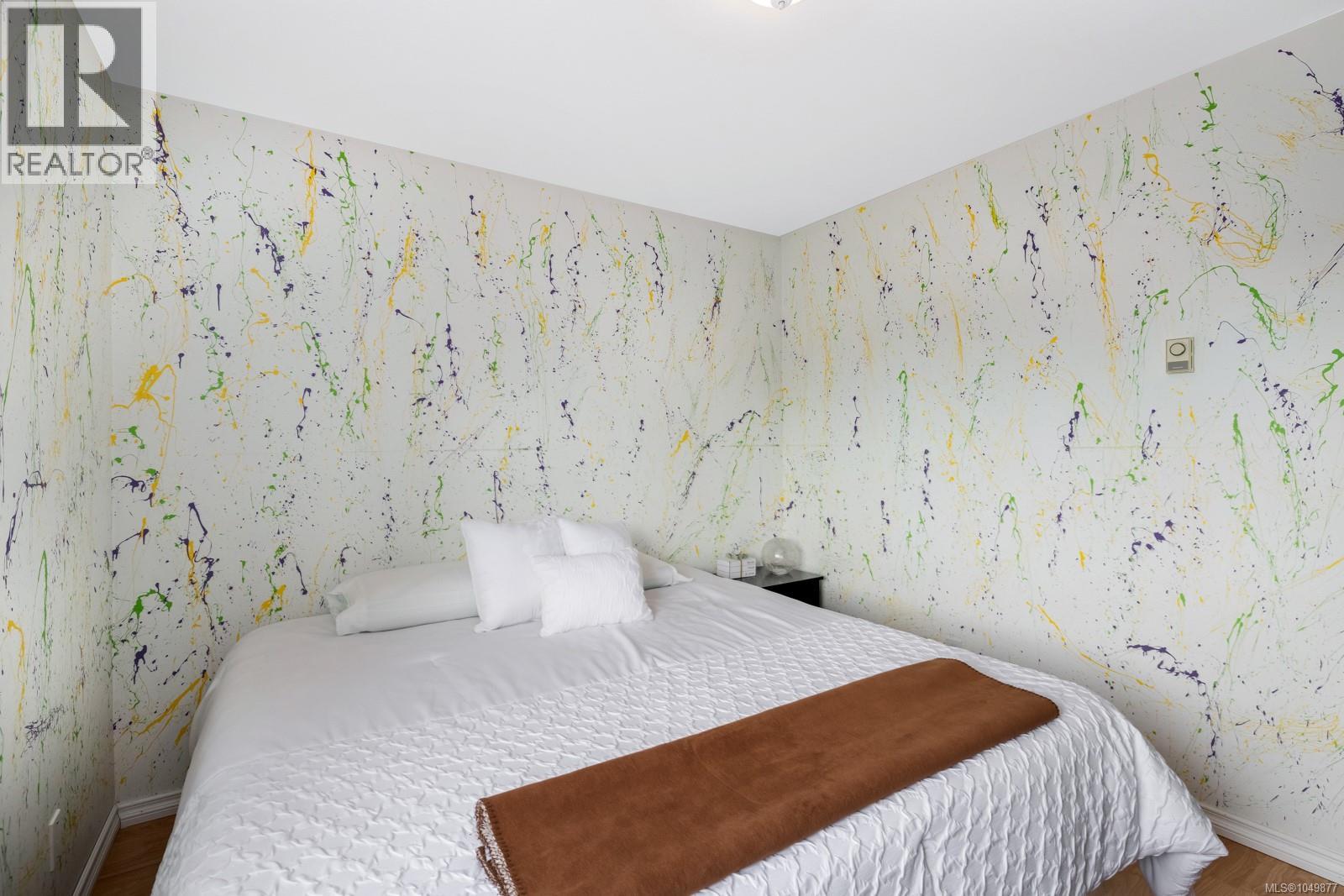 2032 Deborah Pl - Image 37