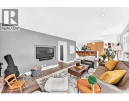 Primary Bedroom - 343 Berkshire Place Nw, Calgary, AB T3K1K8 Photo 13