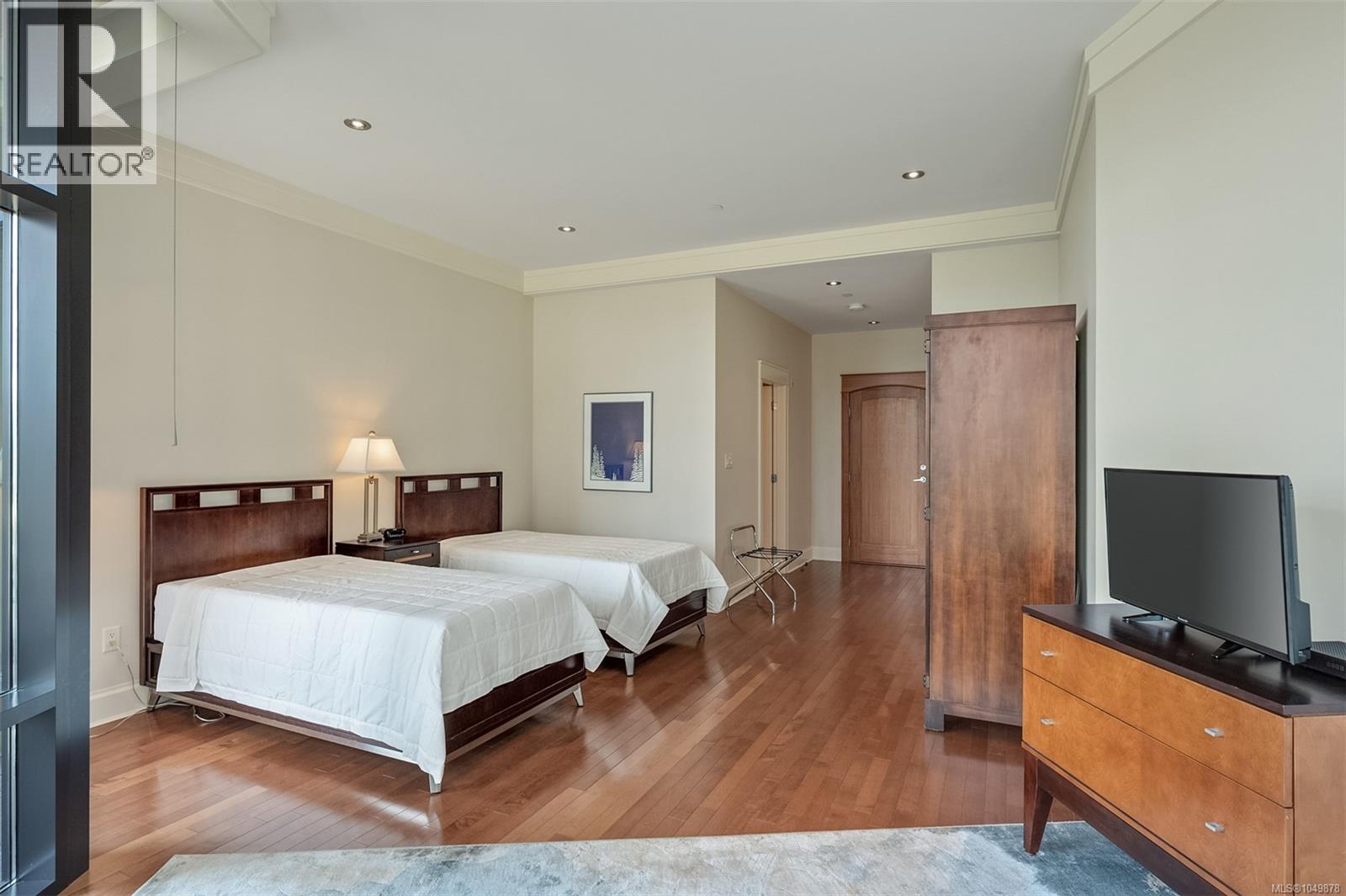 #801 847 Dunsmuir Rd - 59