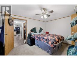 Primary Bedroom - #31,  38138 Range Road 283, Rural Red Deer County, AB T4S2B4 Photo 10