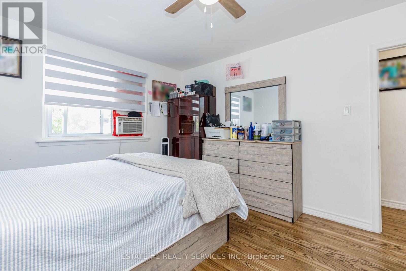 80 ADDINGTON CRESCENT - 25