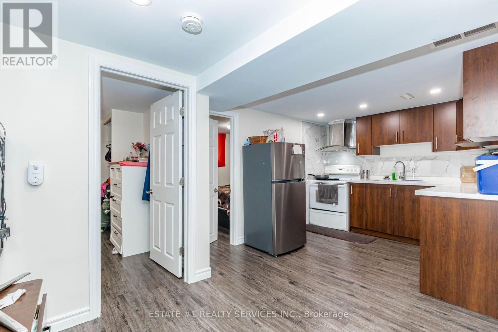 80 ADDINGTON CRESCENT - Image 38