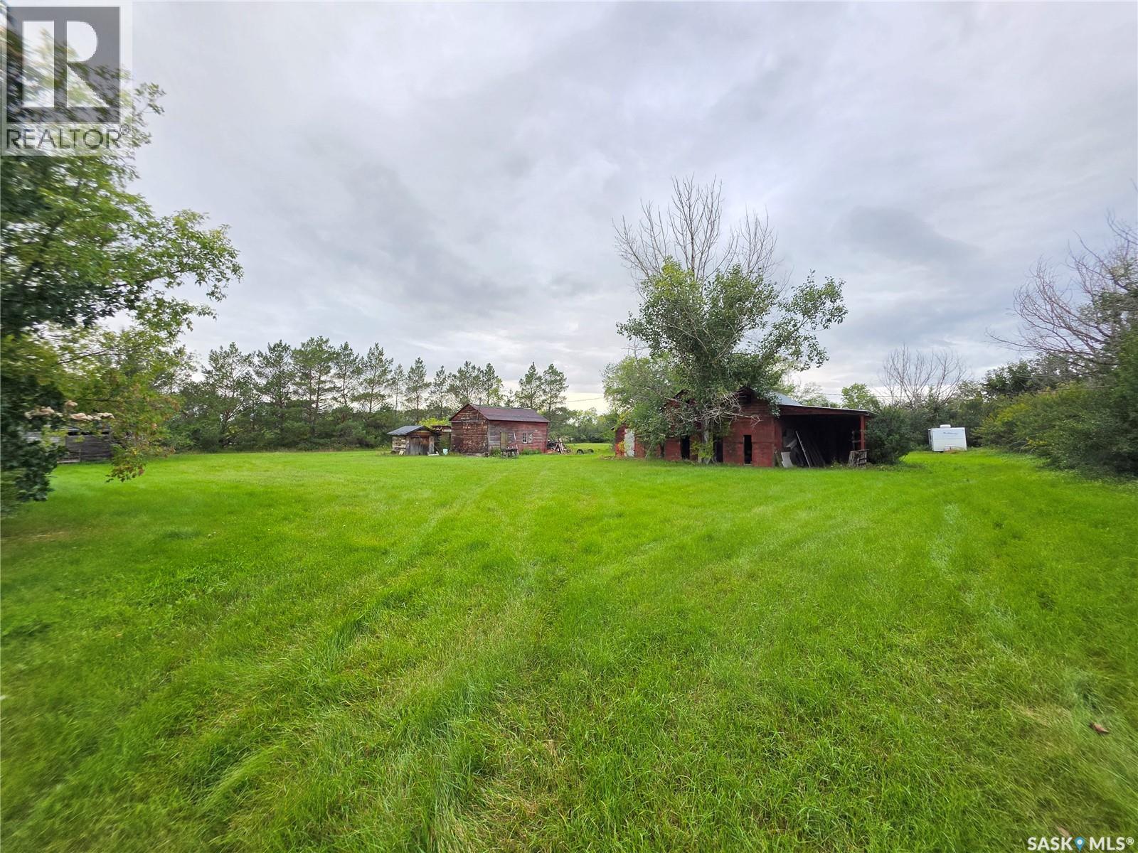 22 Maple AVENUE, Ruddell — photo 3