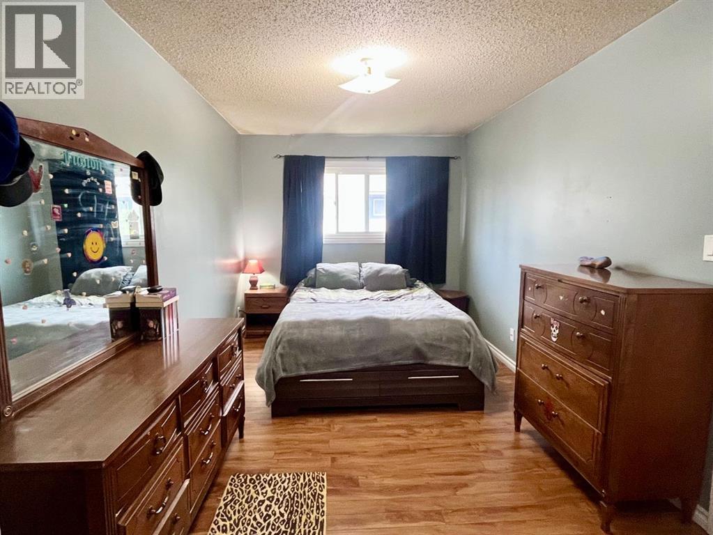 #7 110 Tamarack Avenue - 15