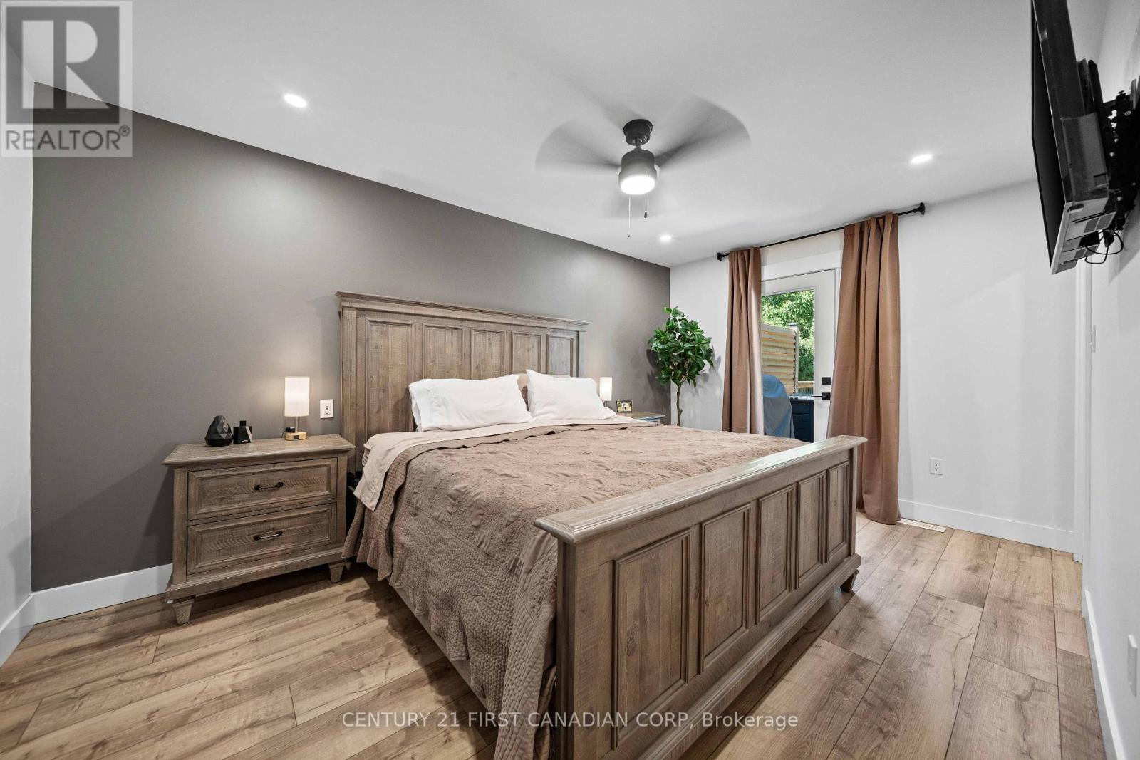 133 ALBERT STREET - 28