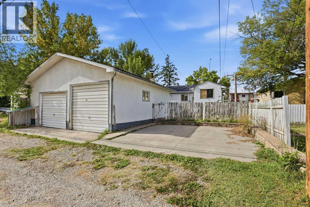 3520 Centre Street N, Calgary — photo 8