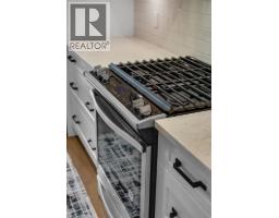 2106 49 Avenue Sw, Calgary, AB T2T1A6 Photo 14