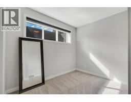 2106 49 Avenue Sw, Calgary, AB T2T1A6 Photo 41