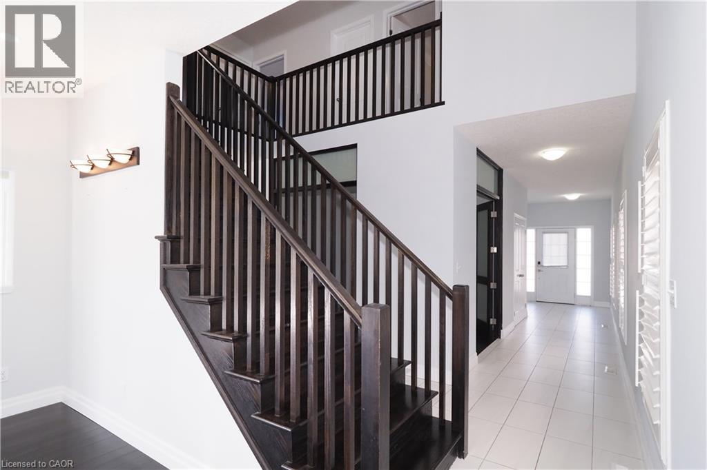 #UPPER 296 COUNTRYSTONE Crescent - Image 12