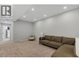 2106 49 Avenue Sw, Calgary, AB T2T1A6 Photo 40