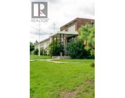 2106 49 Avenue Sw, Calgary, AB T2T1A6 Photo 44