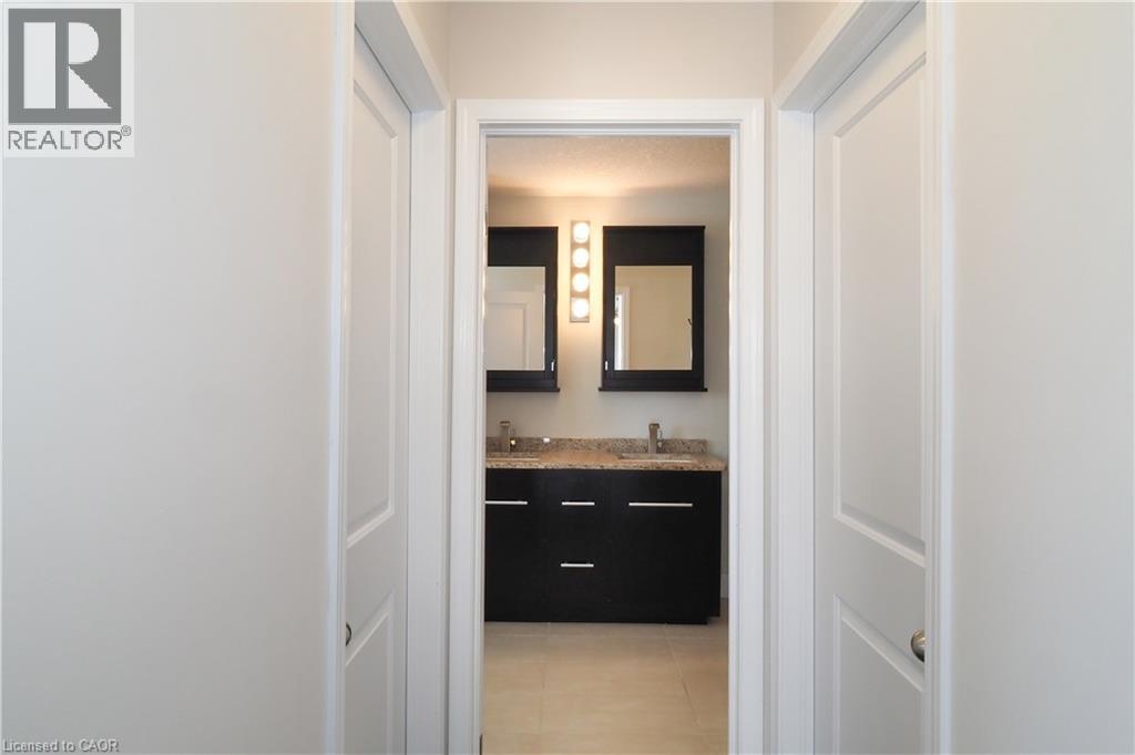 #UPPER 296 COUNTRYSTONE Crescent - 32