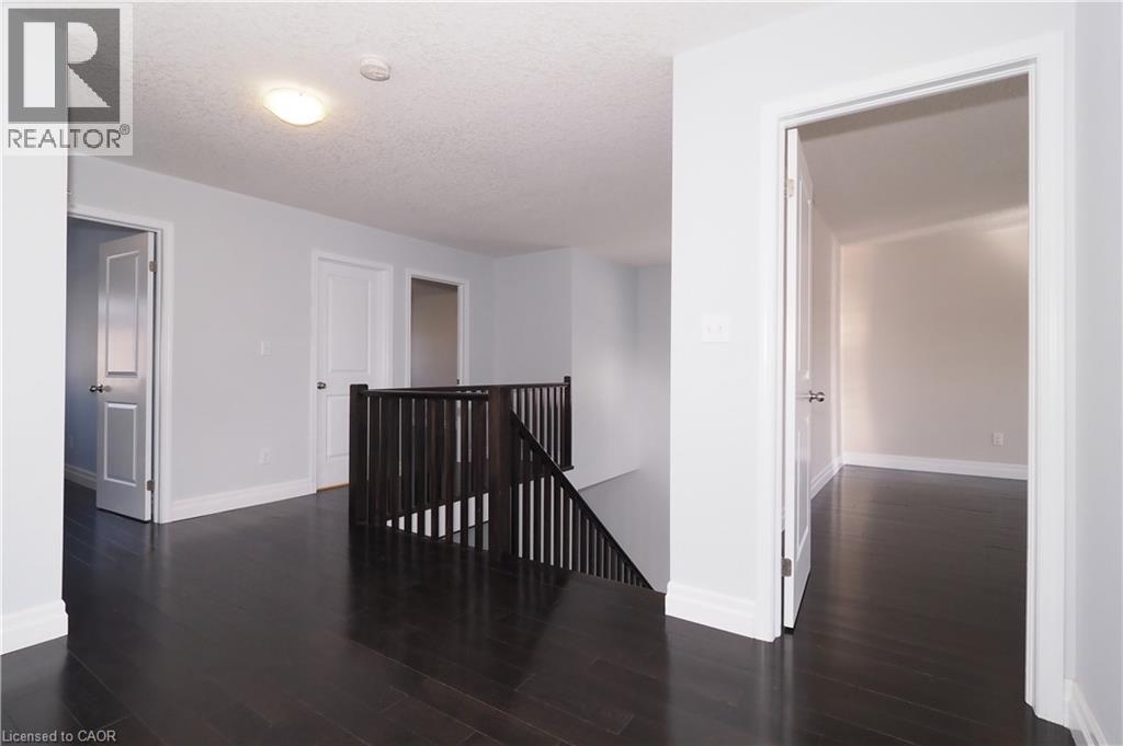 #UPPER 296 COUNTRYSTONE Crescent - 35
