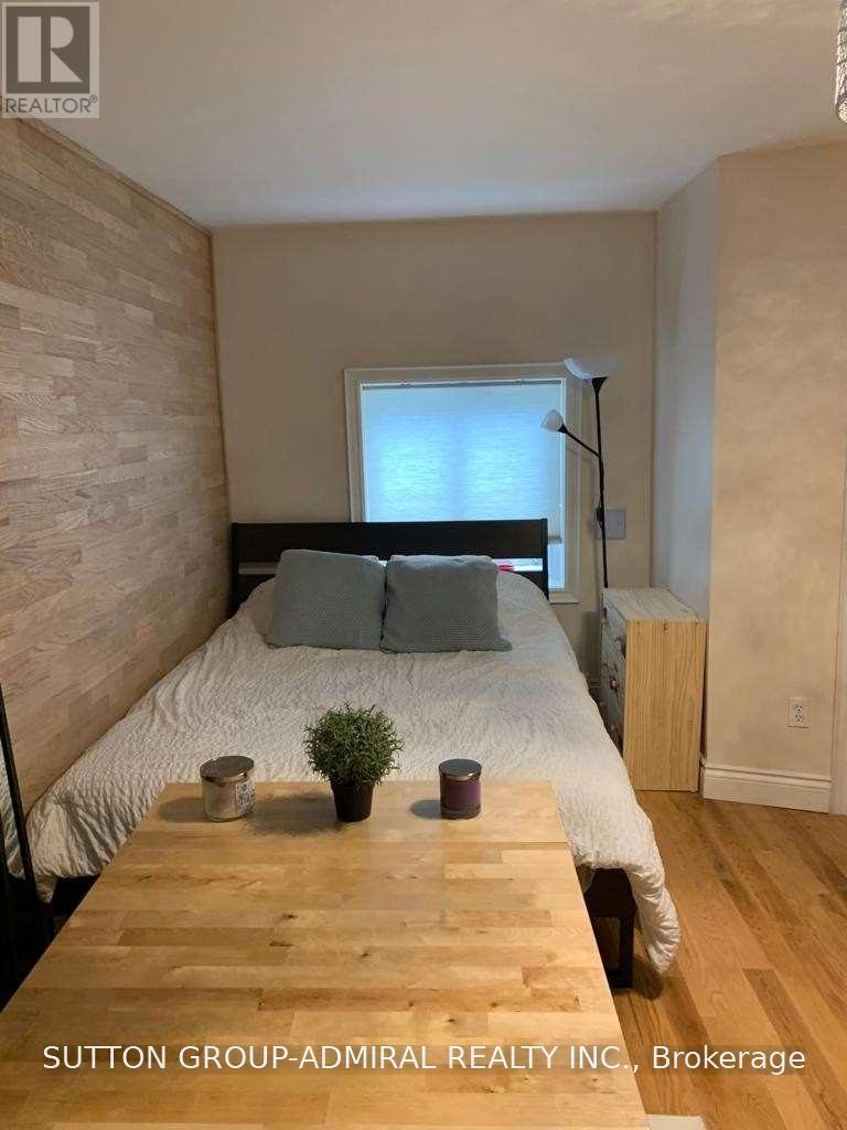 LEVEL 2 - 657 YONGE STREET, Toronto (Church-Yonge Corridor) — photo 4