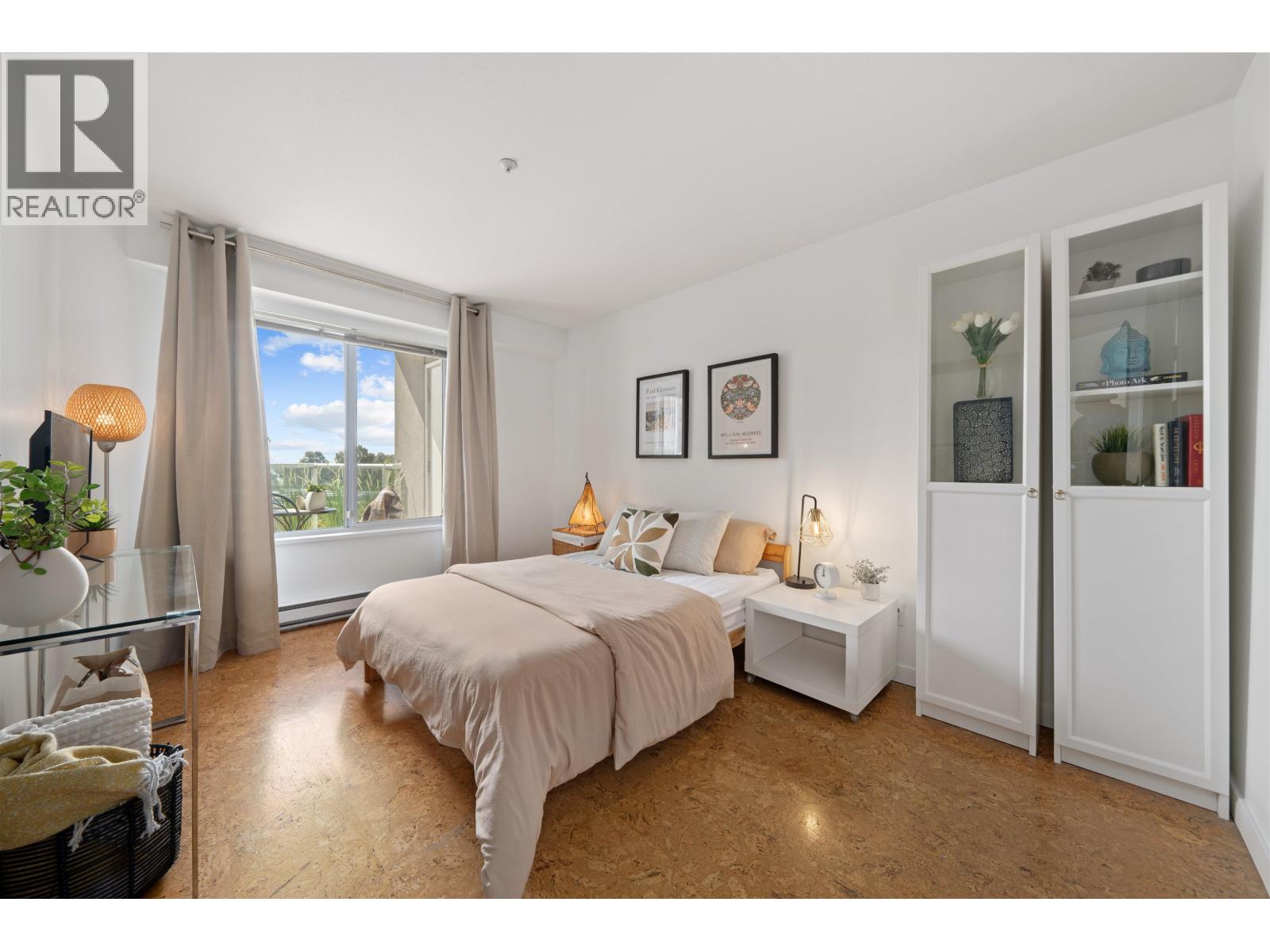 409 8430 JELLICOE STREET, Vancouver — photo 8