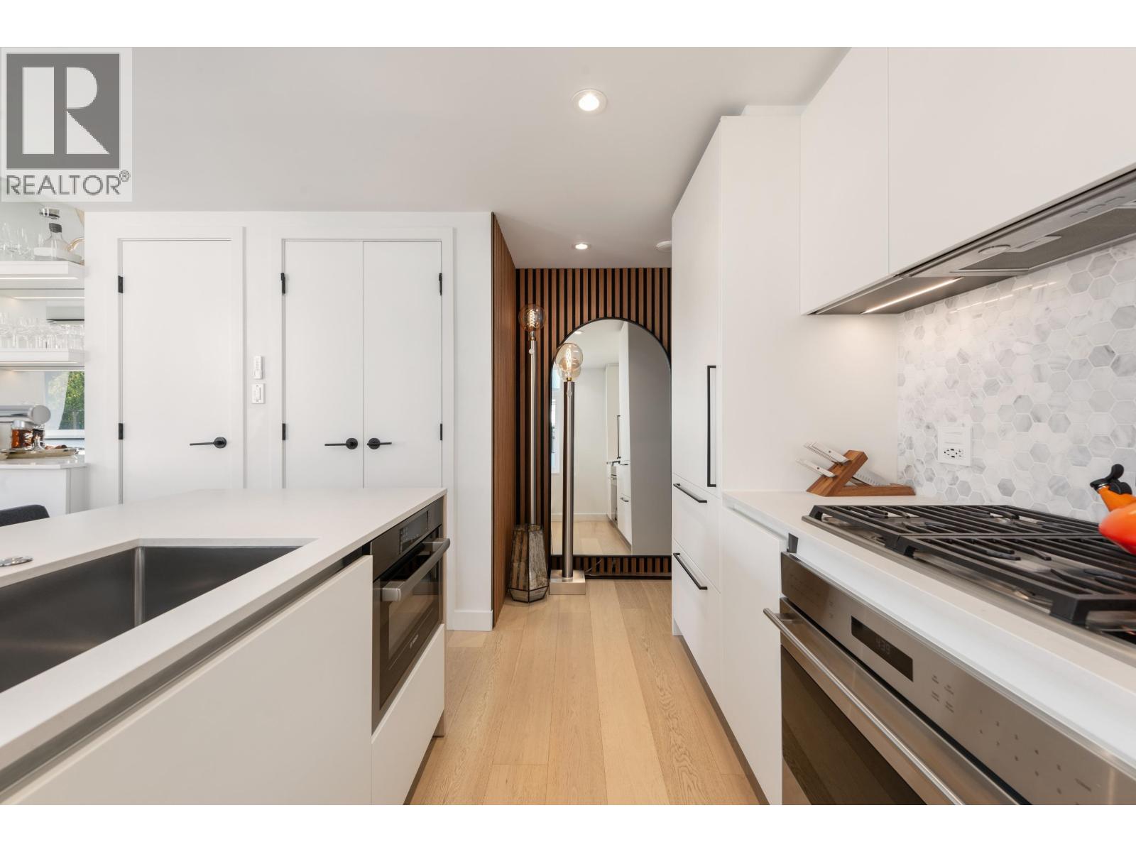 403 1365 DAVIE STREET, Vancouver — photo 7