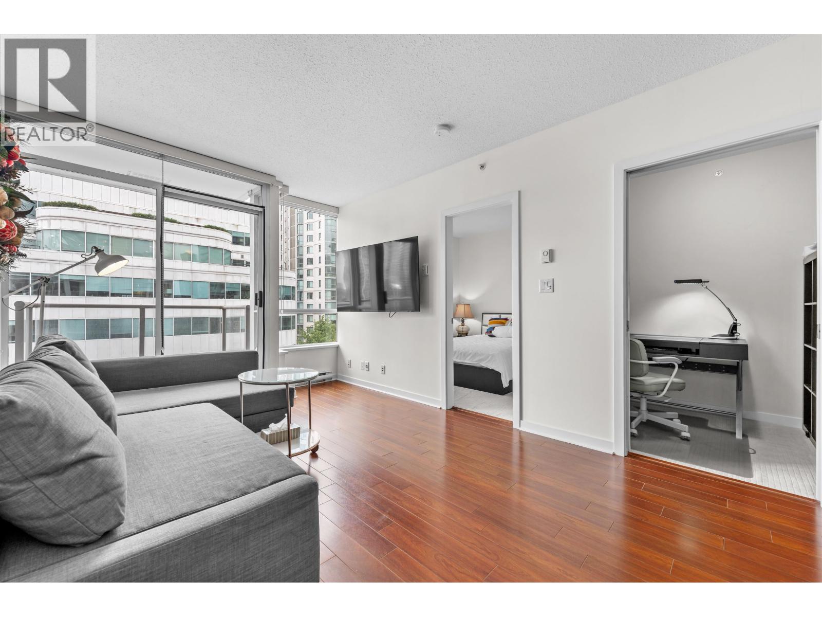 808 821 CAMBIE STREET, Vancouver — photo 3