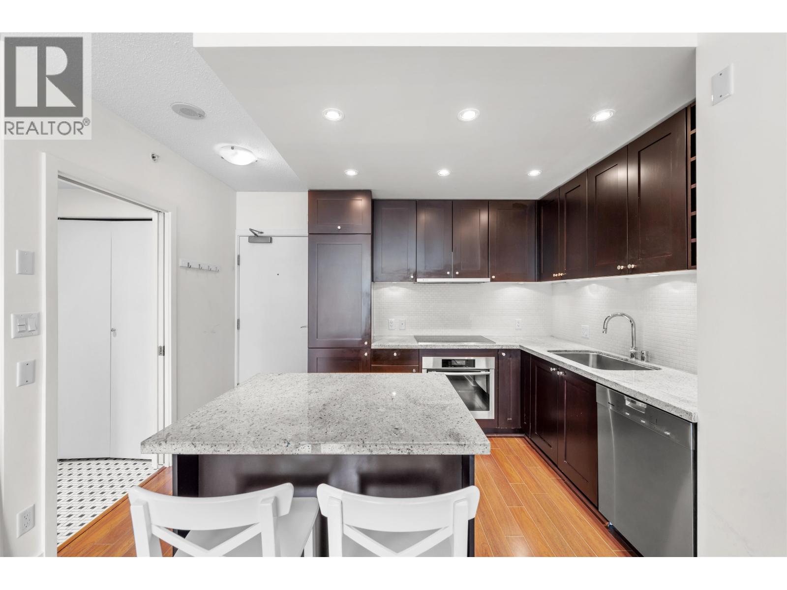 808 821 CAMBIE STREET, Vancouver — photo 8