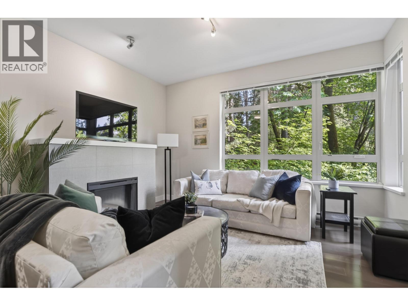 202 3294 MT SEYMOUR PARKWAY, North Vancouver — photo 1
