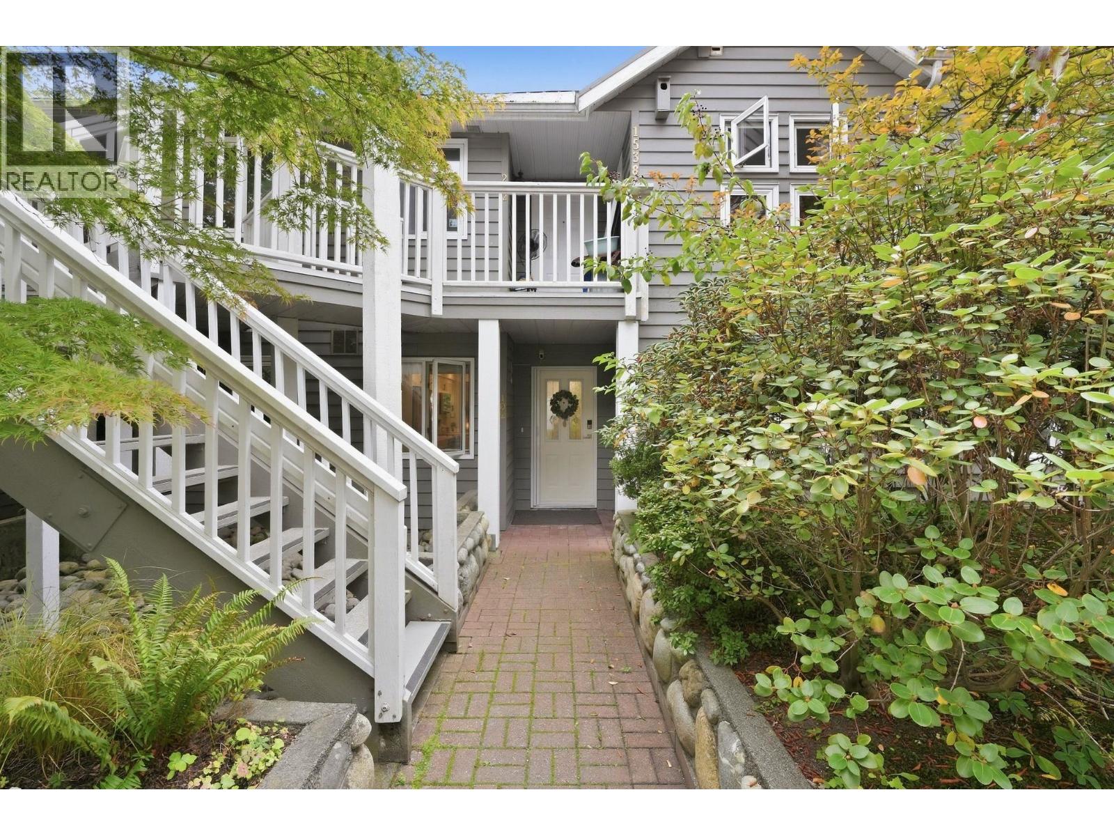 102 1538 BOWSER AVENUE, North Vancouver — photo 1
