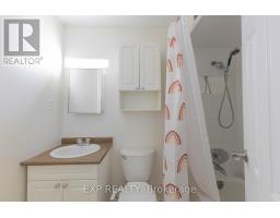Laundry room - 120 - 248 Milestone Crescent, Aurora, ON L4G3M2 Photo 7